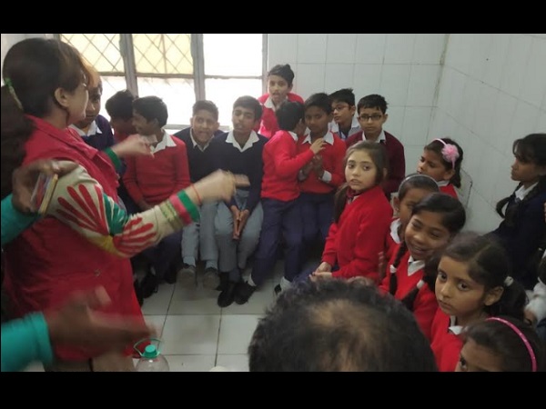 thirty children sick after vaccination of measles rubella vaccine at shahjahanpur school thirty children sick after vaccination of measles rubella vaccine at shahjahanpur school
