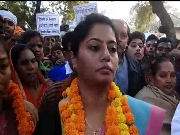 अनुप्रिया पटेल पति को मंत्री बनवाने के लिए कर रहीं स्टंट