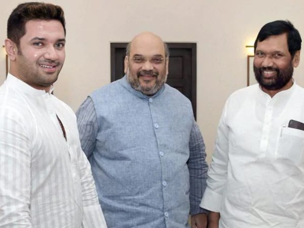 घमासान के बीच मुख्यमंत्री नीतीश कुमार शुक्रवार को दिल्ली पहुंचेंगे