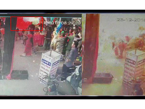 4 people sustained minor injuries after gas balloons burst in a market in Rajkot 4 people sustained minor injuries after gas balloons burst in a market in Rajkot