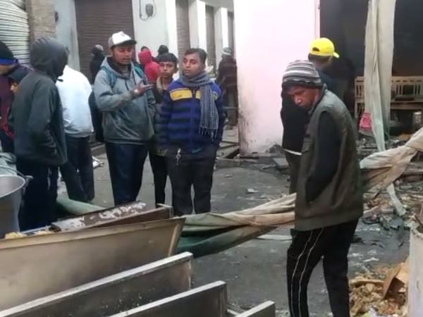 Gas cylinder blast at sweets shop in Pindwara Sirohi district Gas cylinder blast at sweets shop in Pindwara Sirohi district