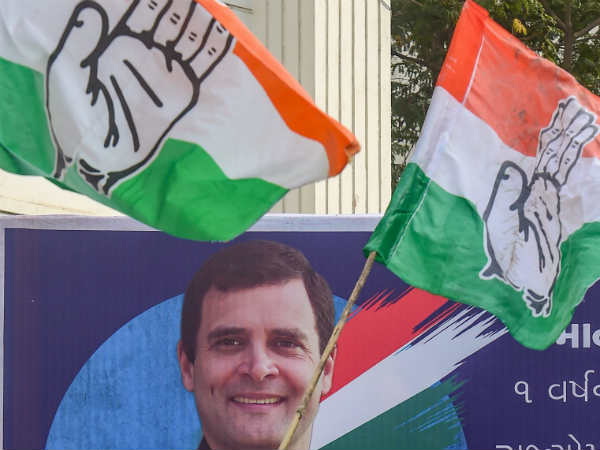 पिछले वर्ष चुने गए थे अध्यक्ष