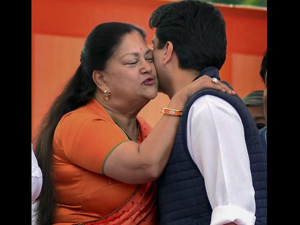 तीसरी बार सीएम बने गहलोत