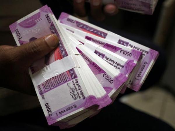 डेढ़ साल में दे चुकी 60 लाख