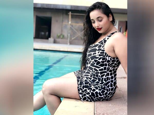 गीले बालों वाली तस्वीर ने मचाया तहलका