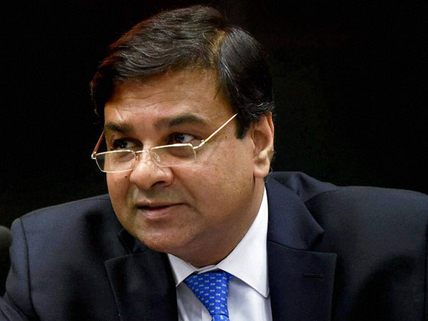 सरकार से गतिरोध के चलते इस्तीफा!