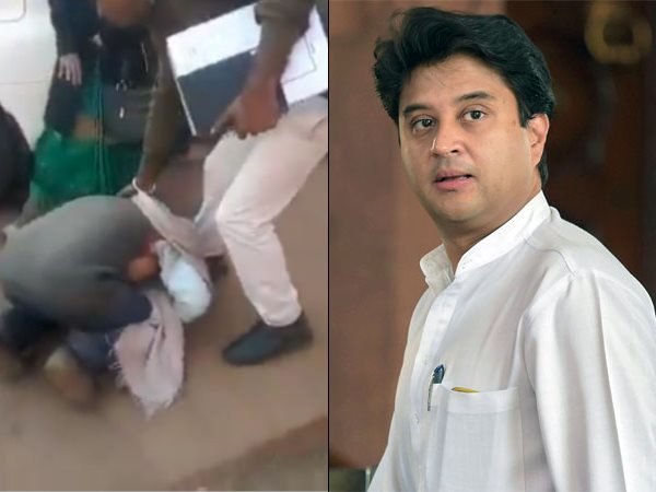डीएम के पैरों पर गिरा किसान, madhya pradesh, farmer, farmer touches dm feet, shivpuri, shivpuri, video, viral video, मध्य प्रदेश, किसान, शिवपुरी, डीएम, Jyotiraditya Scindia, ज्योतिरादित्य सिंधिया डीएम के पैरों पर गिरा किसान, madhya pradesh, farmer, farmer touches dm feet, shivpuri, shivpuri, video, viral video, मध्य प्रदेश, किसान, शिवपुरी, डीएम, Jyotiraditya Scindia, ज्योतिरादित्य सिंधिया