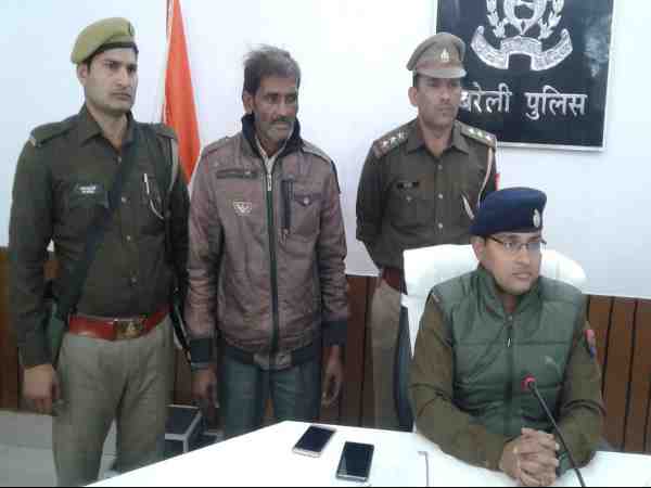 bareilly police exposed murder case of army man whose body found in bus bareilly police exposed murder case of army man whose body found in bus