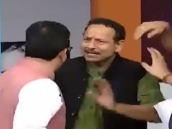 clash Between BJP and SP spokesperson in live debate in news channel noida clash Between BJP and SP spokesperson in live debate in news channel noida