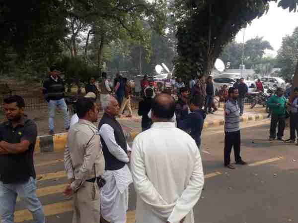 patna highcourt advocate jeetendra kumar shot dead patna highcourt advocate jeetendra kumar shot dead
