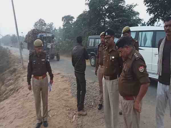 यूपी: थाने जा रही रेप पीड़िता की गोलियों से भूनकर की गई हत्या, धारदार हथिया की गोलियों से भूनकर कर और धारदार हथियार से हमला कर उतारा मौत के घाट, यूपी: थाने जा रही रेप पीड़िता की गोलियों से भूनकर की गई हत्या, धारदार हथिया की गोलियों से भूनकर कर और धारदार हथियार से हमला कर उतारा मौत के घाट,