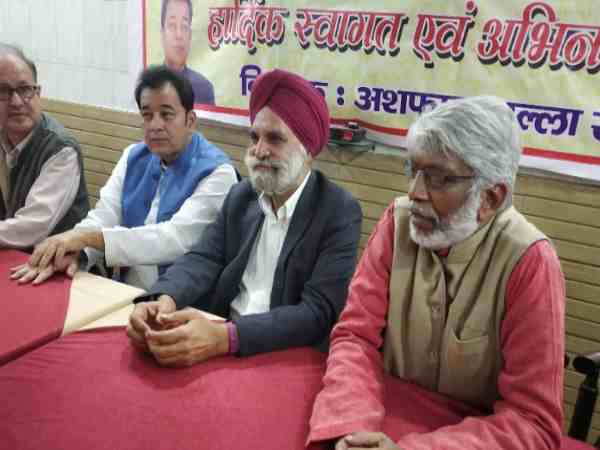 सभी सरकारों को लेकर किया गुस्सा जाहिर