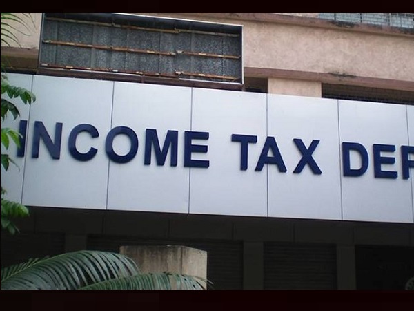 Income tax dept imposed 450 crore on liquor company of Gwalior Income tax dept imposed 450 crore on liquor company of Gwalior
