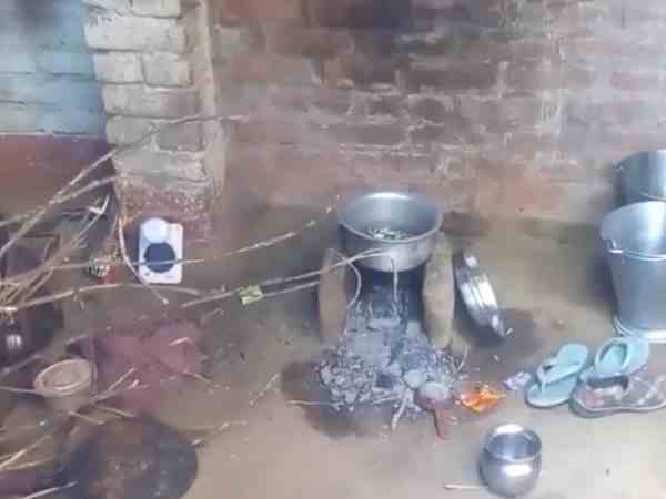 बाप-बेटी की मौत, मां की हालत गंभीर
