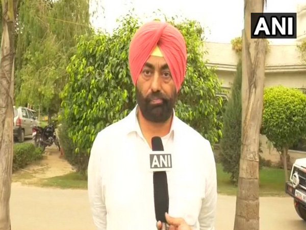 AAP विधायक सुखपाल सिंह खैरा ने छोड़ी पार्टी AAP विधायक सुखपाल सिंह खैरा ने छोड़ी पार्टी