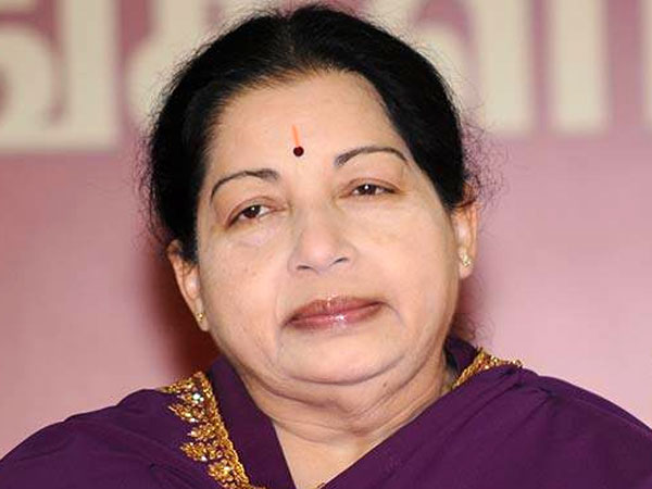 जयललिता की मौत पर AIADMK ने की सीबीआई जांच की मांग जयललिता की मौत पर AIADMK ने की सीबीआई जांच की मांग