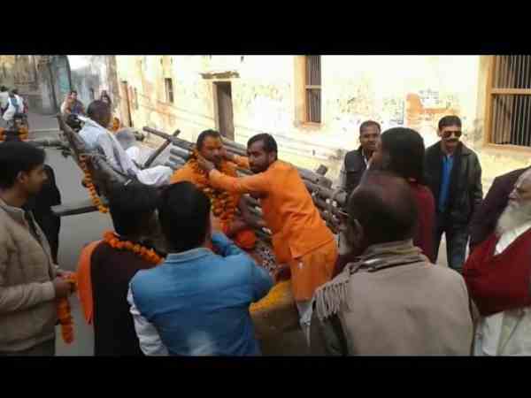 Ayodhya sant paramhans going ot kumbh in Prayagraj for tapasya Ayodhya sant paramhans going ot kumbh in Prayagraj for tapasya