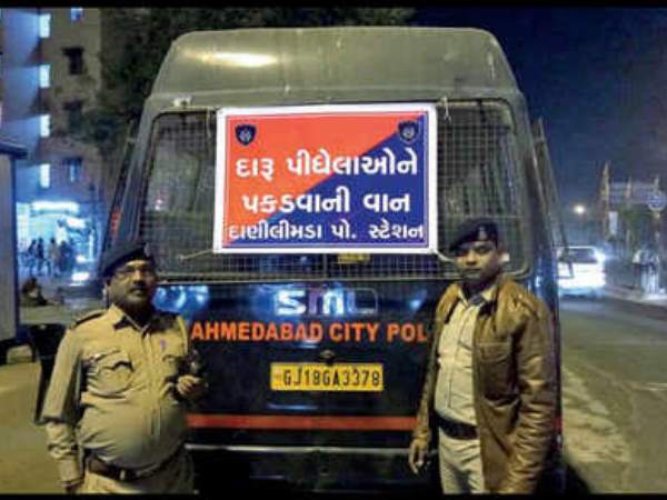 Many drunkers arrested in Gujarat before New year Many drunkers arrested in Gujarat before New year