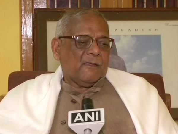 एएमयू के नियमों का उल्लंघन: एएमयू पीआरओ