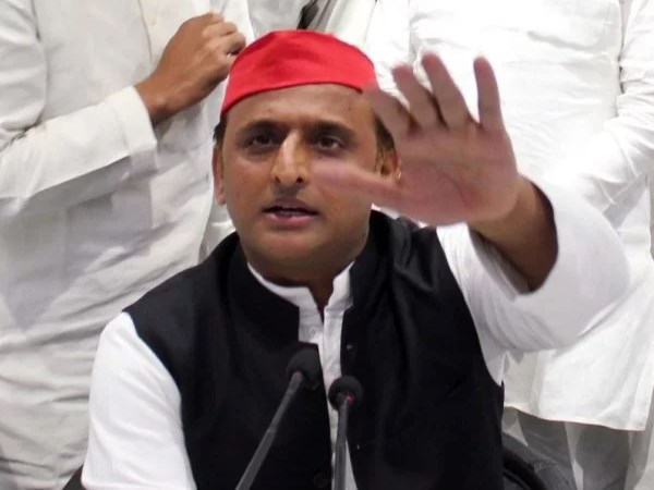 अवैध खनन केस की आंच पूर्व सीएम अखिलेश यादव तक पहुंची