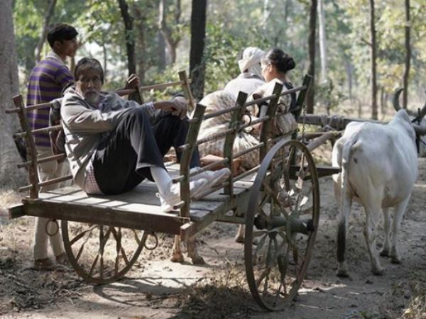 amitabh bachchan seen travelling on bullock cart and sleeping in village amitabh bachchan seen travelling on bullock cart and sleeping in village