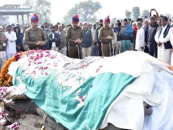 भारत के आजाद होने के बाद आए थे वापस