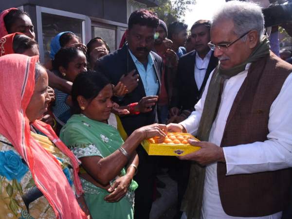 chhattisgarh, Bhupesh baghel, celebrate happy new year 2019, raipur, भूपेश बघेल, छत्तीसगढ़ chhattisgarh, Bhupesh baghel, celebrate happy new year 2019, raipur, भूपेश बघेल, छत्तीसगढ़