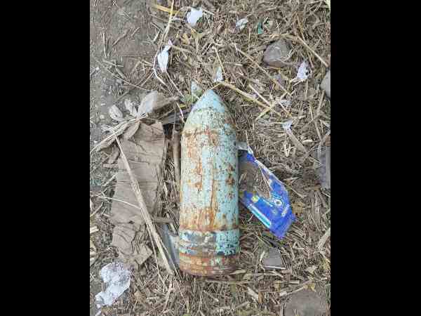 bomb type euipment found near police chowki in pune in maharashtra bomb type euipment found near police chowki in pune in maharashtra