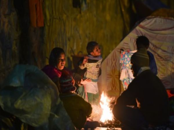 temperature again falls in delhi, it may rain temperature again falls in delhi, it may rain