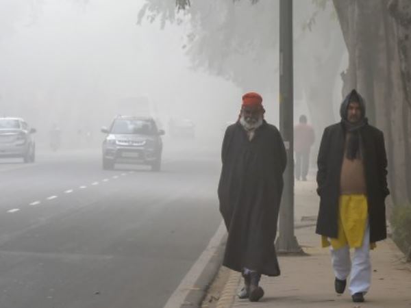 Delhi will stay cold for 2 more days, after 31 it may give relief Delhi will stay cold for 2 more days, after 31 it may give relief