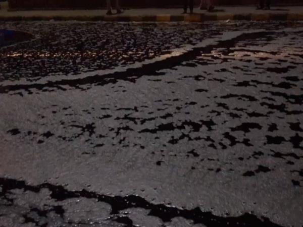 कलेक्ट्रेट परिसर में भी घुसा तेल