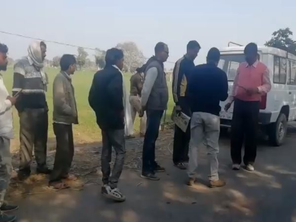 आधा दर्जन ग्रामीणों के लगी गोली