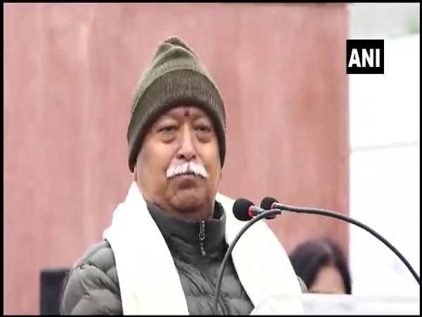अपने देश में भी ऐसी शक्तियां हैं जो शांति भंग करना चाहती हैं- भागवत