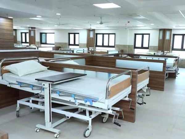 न्यूरोमिक ट्यूब सिस्टम के 90 स्टेशन