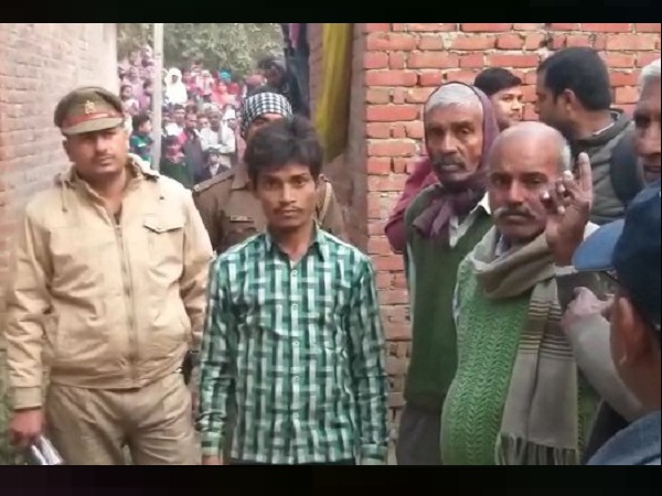 Farrukhabad: 5-year-girl dead body found from the room of retired army man Farrukhabad: 5-year-girl dead body found from the room of retired army man