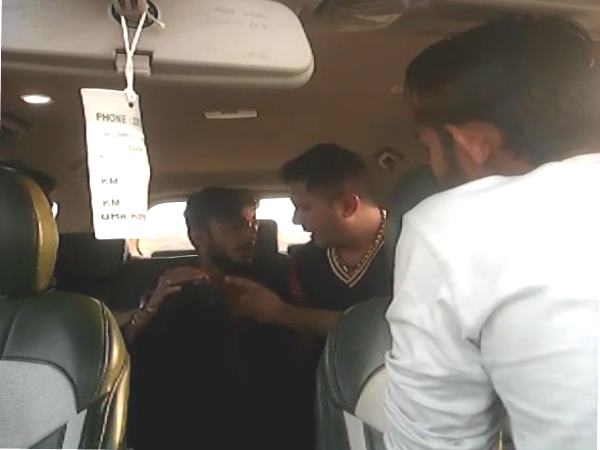 एक्सयूवी में युवक पर अत्याचार