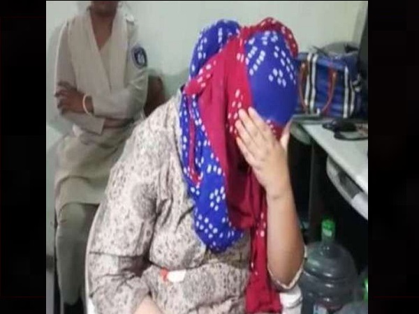 भानुशाली मनीषा को पैसे देने के लिए राजी हो गए