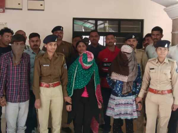 पुलिस ने पता लगाया, हनीट्रैप में फंसा था बुजुर्ग