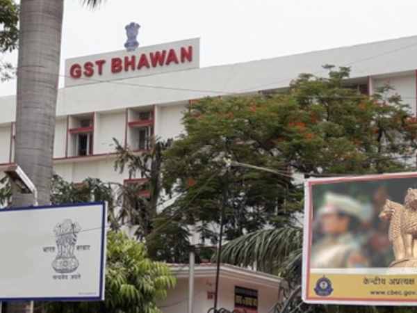 बैंक खाते खोले और पासवर्ड भी क्रिएट किये