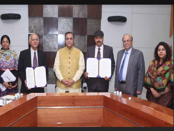 MoU signed for construction of bio-refinery with Rs 3,000 Cr investment MoU signed for construction of bio-refinery with Rs 3,000 Cr investment