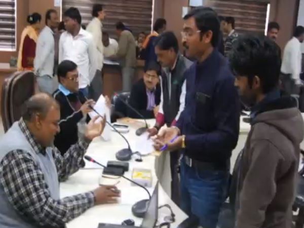 थानाप्रभारी समेत कइयों पर आरोप