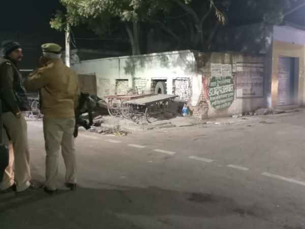 सूचना पर पहुंची पुलिस