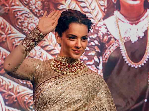 'पद्मावत' पर विवाद के बाद 'मणिकर्णिका' पर साधा निशाना