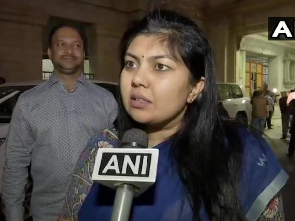 हम सिर्फ एक दिन को जा रहे