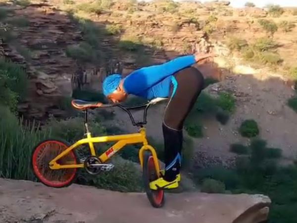 Rajasthans 69 year old man Doing Yoga on 300 feet high hill on a bicycle Rajasthans 69 year old man Doing Yoga on 300 feet high hill on a bicycle