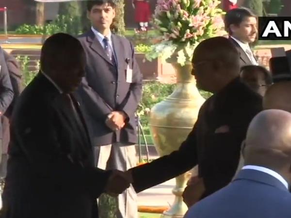 Republic Day, 26 january, At Home function, Rashtrapati Bhawan, Ram Nath Kovind, narendra modi, manmohan singh, रामनाथ कोविंद, गणतंत्र दिवस, एट होम पार्टी Republic Day, 26 january, At Home function, Rashtrapati Bhawan, Ram Nath Kovind, narendra modi, manmohan singh, रामनाथ कोविंद, गणतंत्र दिवस, एट होम पार्टी