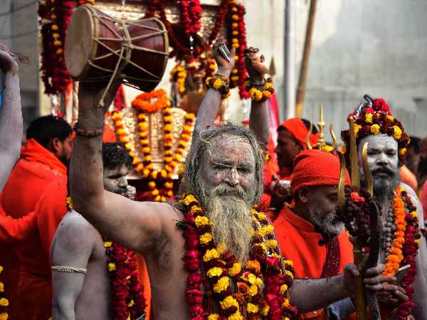 ओपीनियन: दुनिया को समाधान देने का विराट मंच है कुंभ ओपीनियन: दुनिया को समाधान देने का विराट मंच है कुंभ