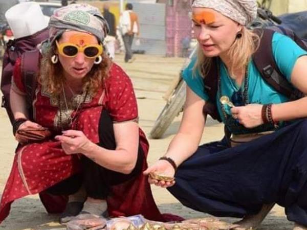 Foreigners gather at Kumbh Mela festival Foreigners gather at Kumbh Mela festival