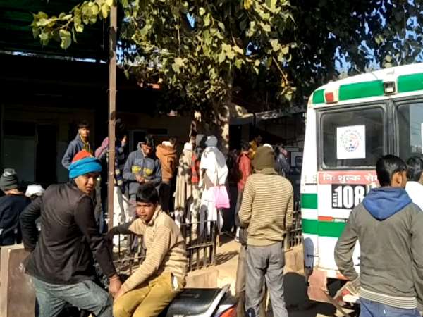 Love couple found dead on Mumbai-Delhi railway track in Bayana Love couple found dead on Mumbai-Delhi railway track in Bayana