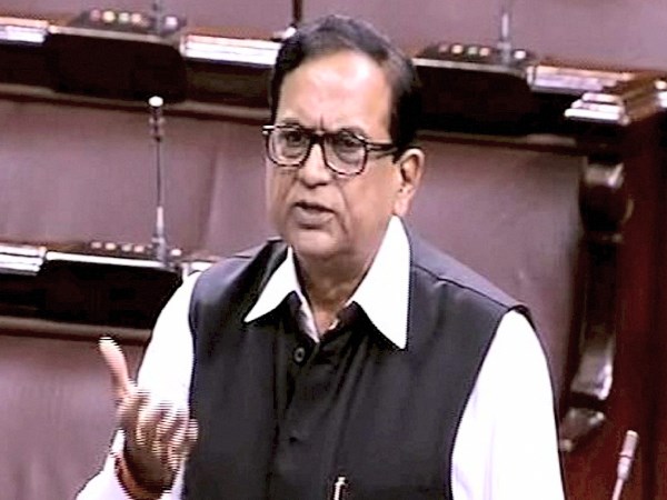 मायावती का नाम अदब से लें